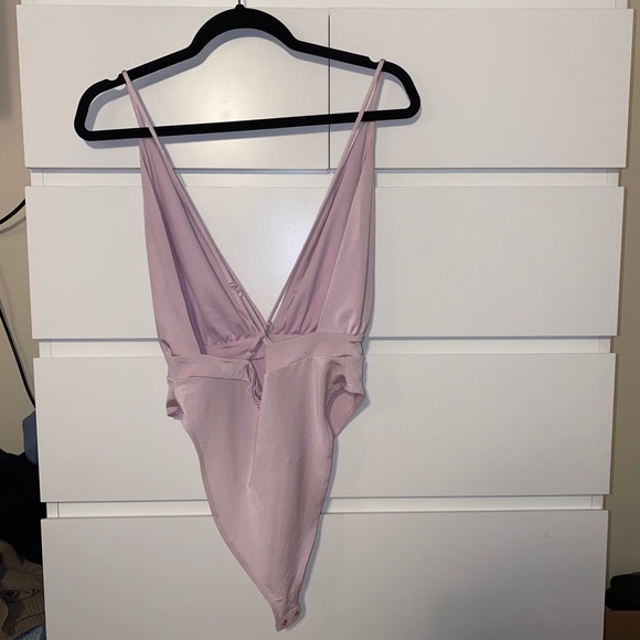 2/$30 Forever 21 bodysuit - Picture 3 of 6